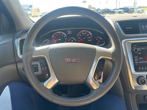 Used 2014 GMC Acadia SLE image 33