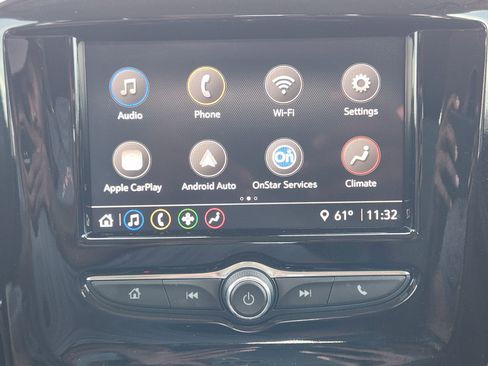 Used 2021 Chevrolet Traverse LS image 17