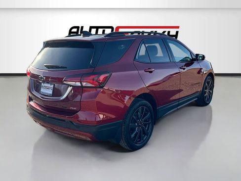 Used 2024 Chevrolet Equinox RS w/ LPO, Floor Liner Package image 7