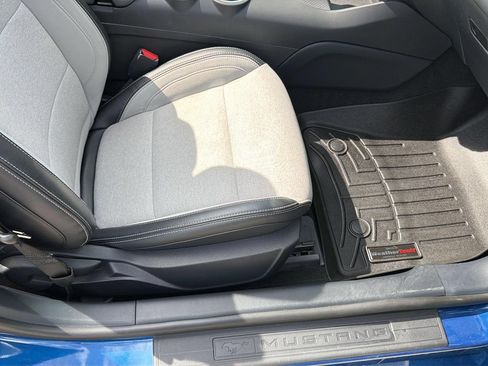 Used 2024 Ford Mustang Convertible RWD image 25