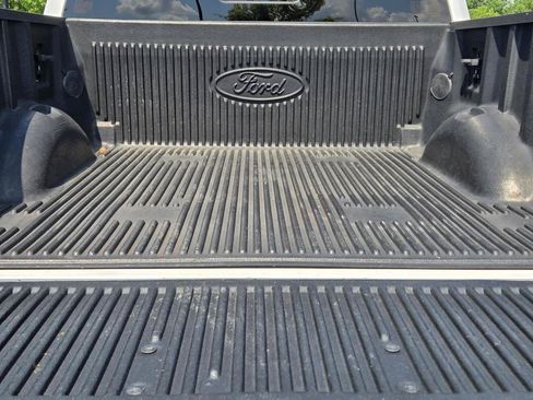 Used 2018 Ford F150 Lariat AWD/4WD image 10