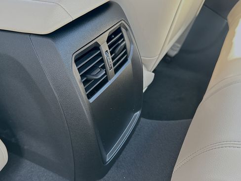 New 2025 BMW 230i Coupe image 18