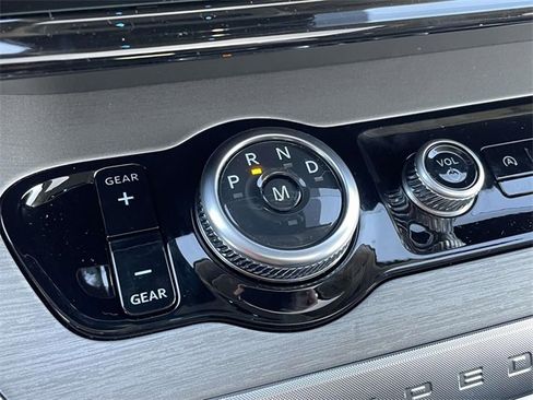 New 2025 Ford Expedition Platinum w/ Driver's Package image 28