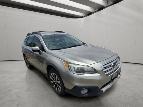 Used 2017 Subaru Outback 2.5i Limited AWD/4WD image 11