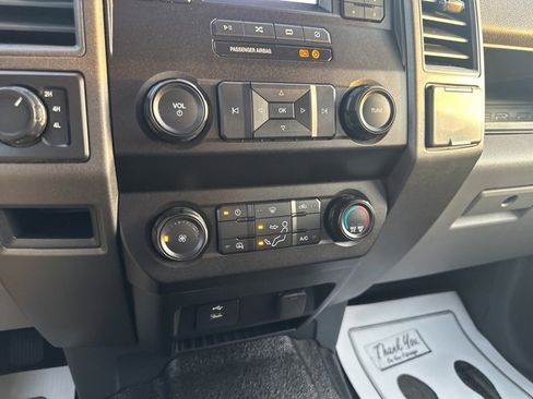 Used 2022 Ford F250 XL w/ STX Appearance Package image 39
