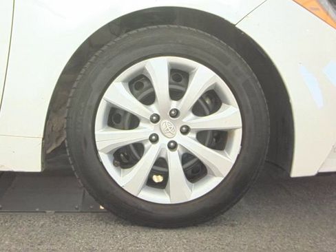 Used 2023 Toyota Corolla LE image 11