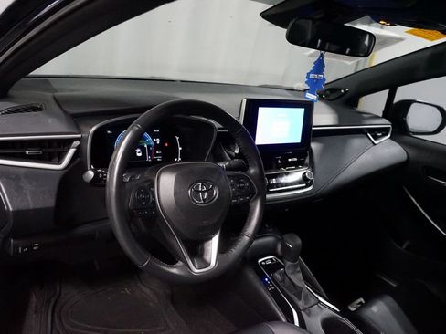 Used 2024 Toyota Corolla XSE FWD image 7