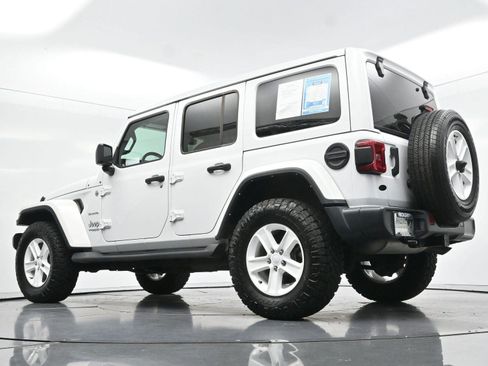 Used 2022 Jeep Wrangler Unlimited Sahara w/ LED Lighting Group AWD/4WD image 50