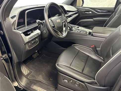 Used 2022 Cadillac Escalade Sport w/ Touring Package image 12