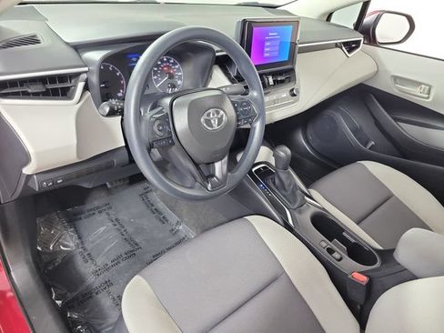 Used 2024 Toyota Corolla LE FWD image 18