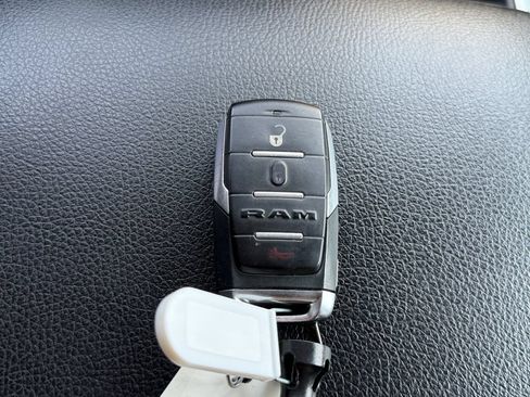 Used 2022 RAM 1500 Big Horn AWD/4WD image 44