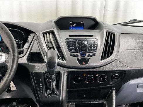 Used 2019 Ford Transit 150 XL RWD image 5