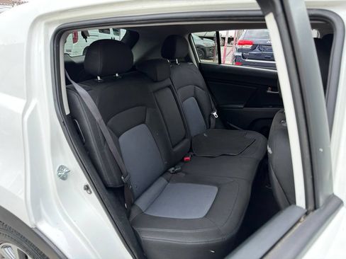 Used 2016 Kia Sportage LX AWD/4WD image 14
