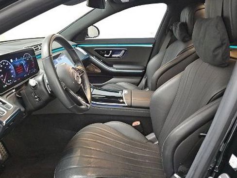 Used 2023 Mercedes-Benz S 500 4MATIC w/ AMG Line image 2