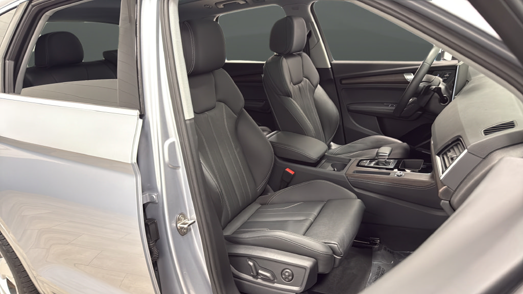 Used 2024 Audi Q5 2.0T Premium Plus AWD/4WD image 26