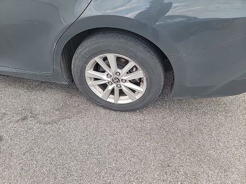 Used 2025 Toyota Camry LE image 3