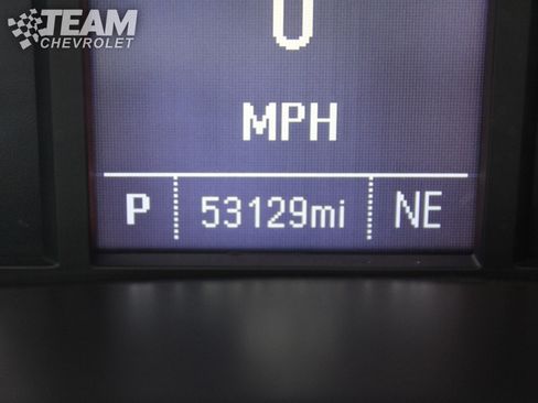 Used 2018 Chevrolet Silverado 1500 Custom w/ Custom Convenience Package AWD/4WD image 15