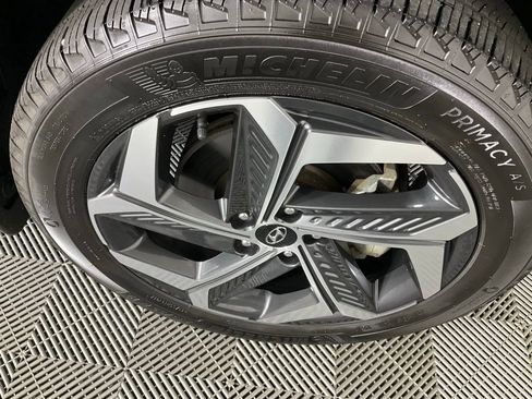 Used 2023 Hyundai Tucson Limited image 9