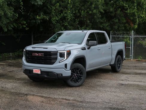 Used 2024 GMC Sierra 1500 Elevation w/ X31 Off-Road Package AWD/4WD image 1