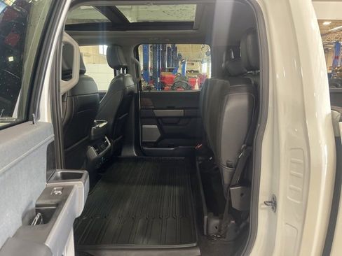 Used 2022 Ford F150 Lariat w/ Equipment Group 502A High image 22