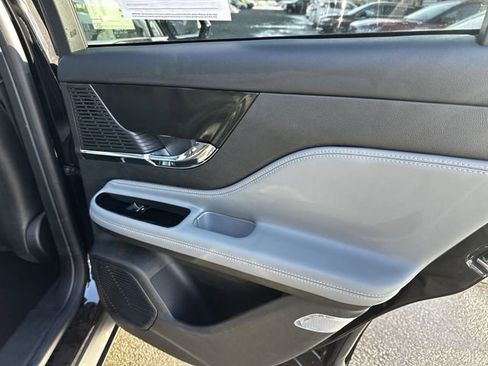 Certified 2022 Lincoln Corsair AWD w/ Premium Package image 40