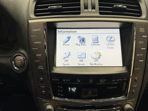 Used 2012 Lexus IS 350C w/ Luxury Pkg image 44