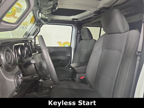 Used 2023 Jeep Wrangler Unlimited Sport AWD/4WD image 12