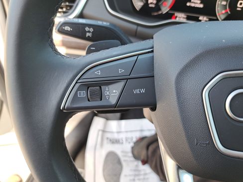 Used 2025 Audi Q5 2.0T Premium image 17