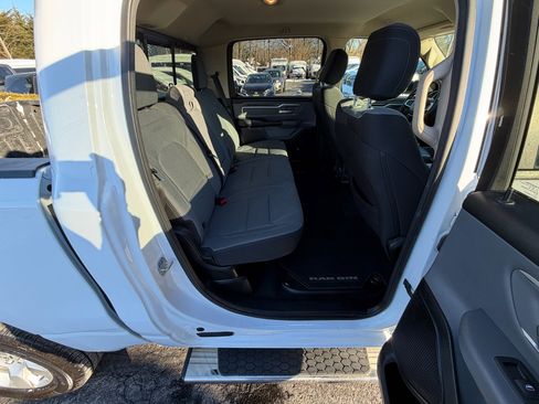 Used 2020 RAM 1500 Big Horn image 35