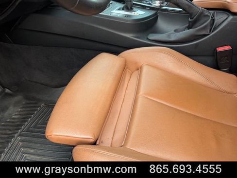 Used 2017 BMW 330i xDrive Sedan AWD/4WD image 12