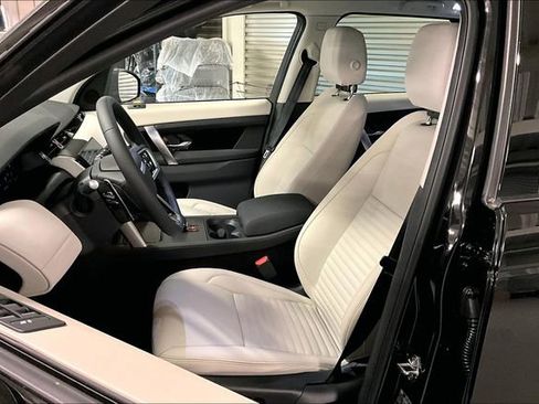 New 2025 Land Rover Discovery Sport S image 8