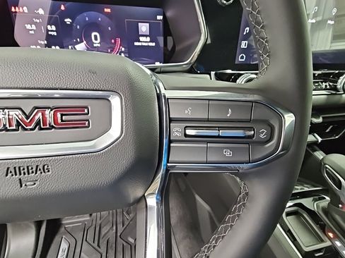 New 2026 GMC Canyon Elevation w/ Convenience Package image 26