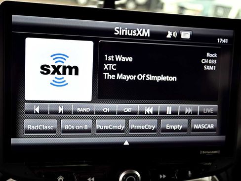 Used 2015 Jeep Wrangler Unlimited Sahara image 20