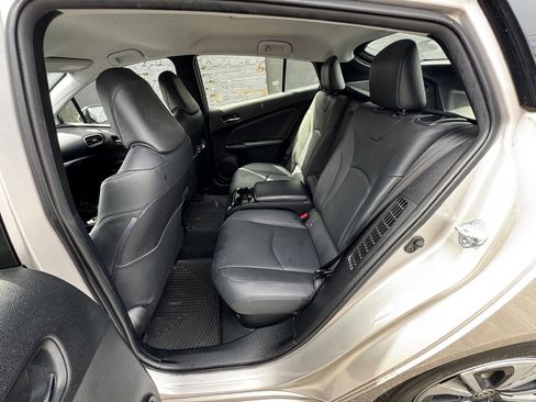 Used 2018 Toyota Prius Prime Premium w/ Carpet Mat Package image 15