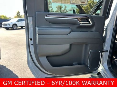 Used 2024 Chevrolet Silverado 2500 LT w/ Convenience Package image 13