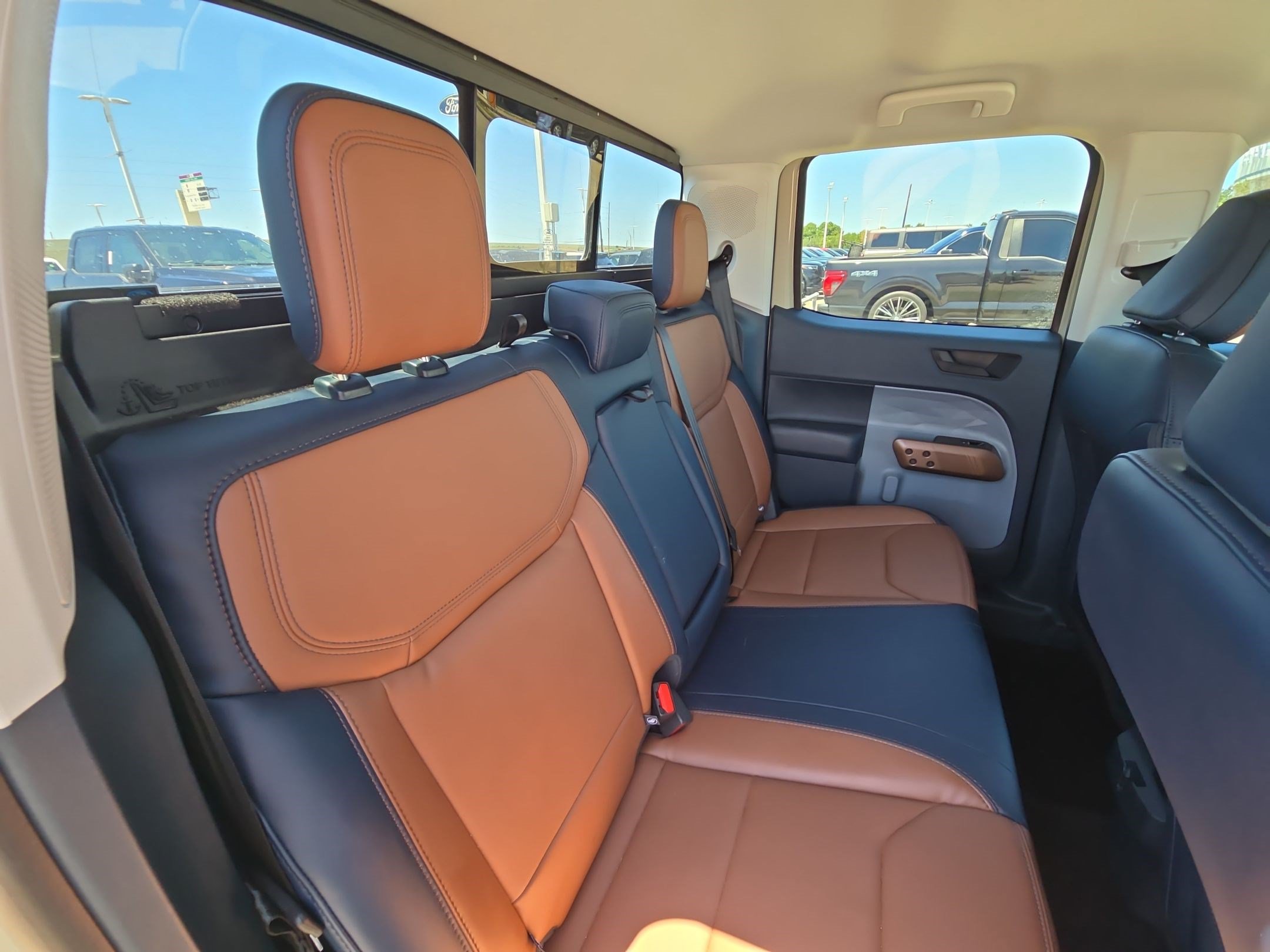 Certified 2024 Ford Maverick Lariat w/ 4K Tow Package AWD/4WD image 31