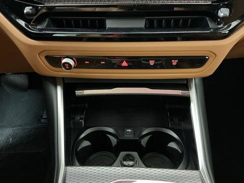 Certified 2025 BMW 330i Sedan w/ Convenience Package RWD image 13