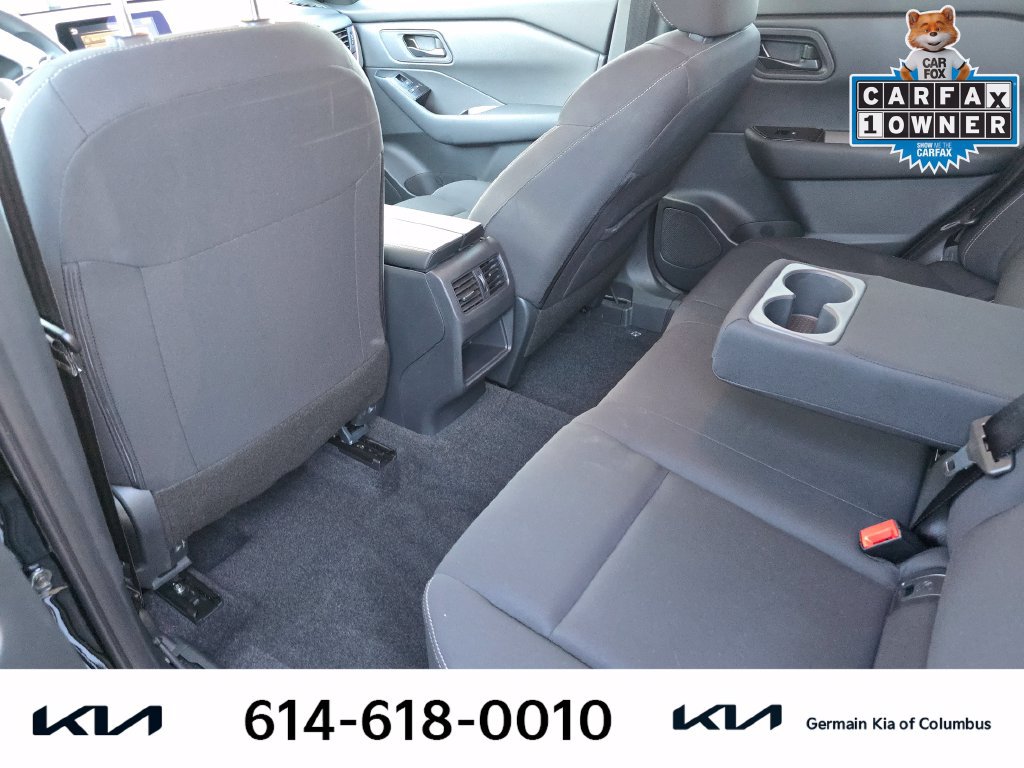 Used 2025 Nissan Rogue S AWD/4WD image 19