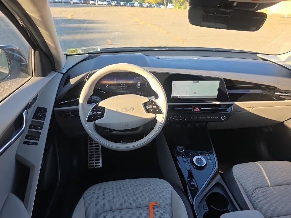 Used 2024 Kia Niro Wave w/ Wave Preserve Package FWD image 10