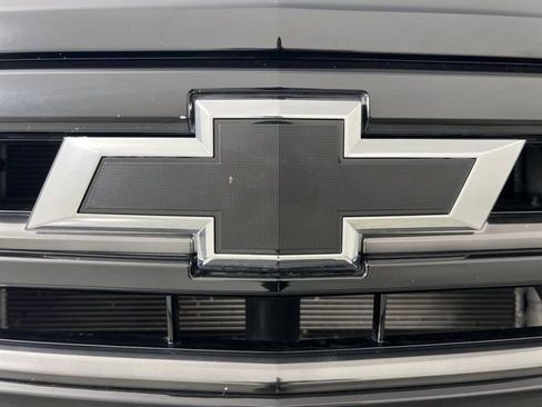 Certified 2024 Chevrolet Silverado 1500 High Country w/ Midnight Edition AWD/4WD image 32