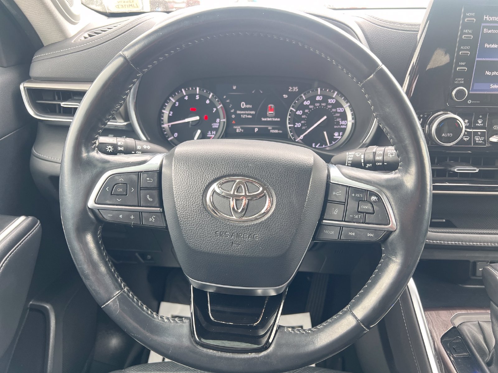 Used 2021 Toyota Highlander Limited AWD/4WD image 17