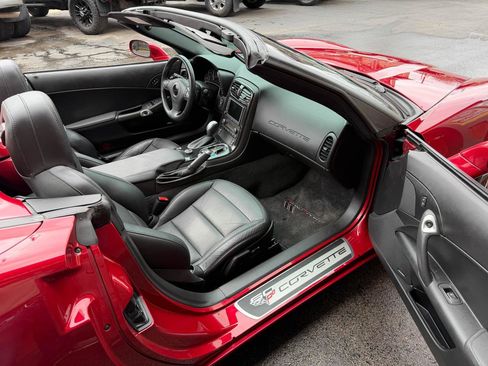 Used 2013 Chevrolet Corvette Grand Sport w/ 3LT Preferred Equipment Group image 27