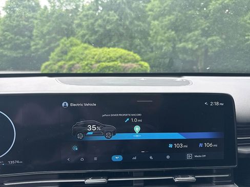 Used 2024 Hyundai Kona SEL FWD image 20