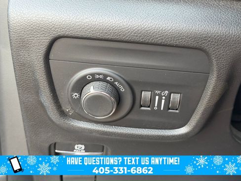 Used 2023 Jeep Grand Cherokee L Laredo image 18