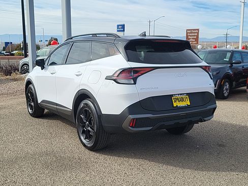 Used 2023 Kia Sportage X-Pro image 3