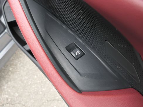 Used 2024 BMW 430i Convertible image 24