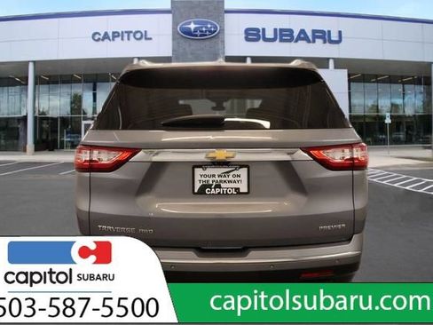 Used 2021 Chevrolet Traverse Premier AWD/4WD image 5