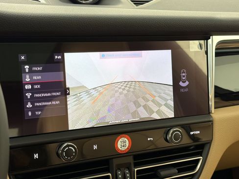 New 2026 Porsche Macan AWD/4WD image 19