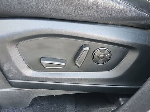 Used 2022 Ford Explorer ST w/ Equipment Group 401A image 22