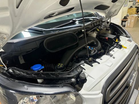 Used 2019 Ford Transit 150 XL image 53